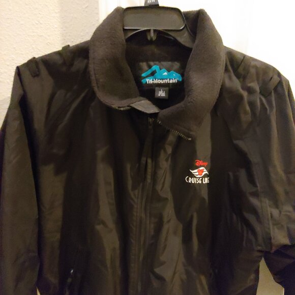 Disney Cruise Line Mens Jacket Size Large Black Tri-Mountain Zip - Picture 2 of 5